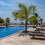 Morros 3 - Beachfront Apartment